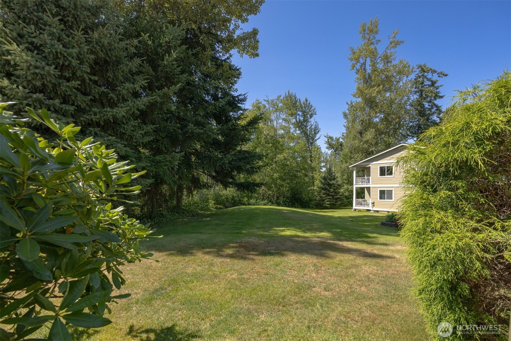 1342 Whatcom St Property Photo 37