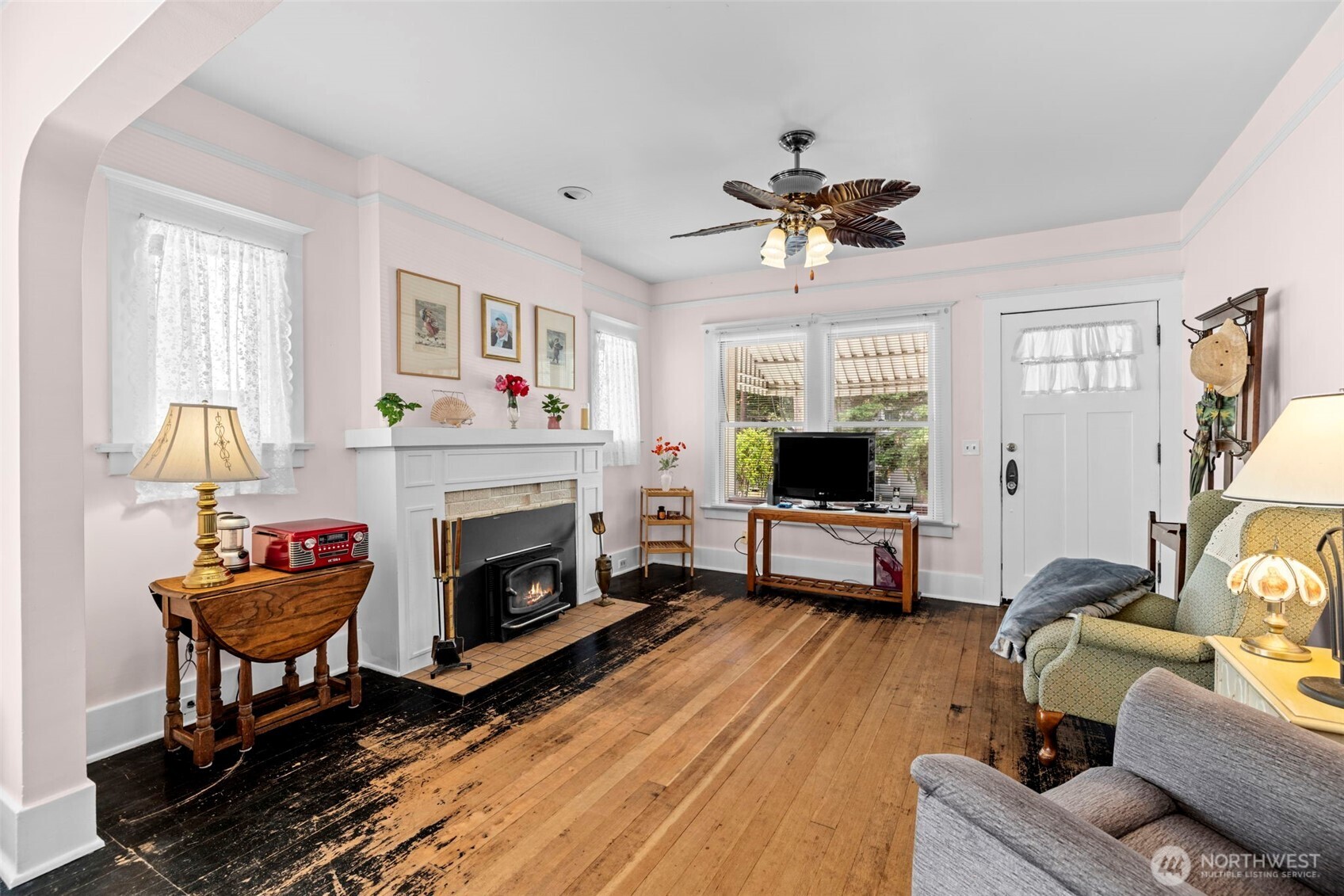 2706 S Judkins Street Property Photo 4