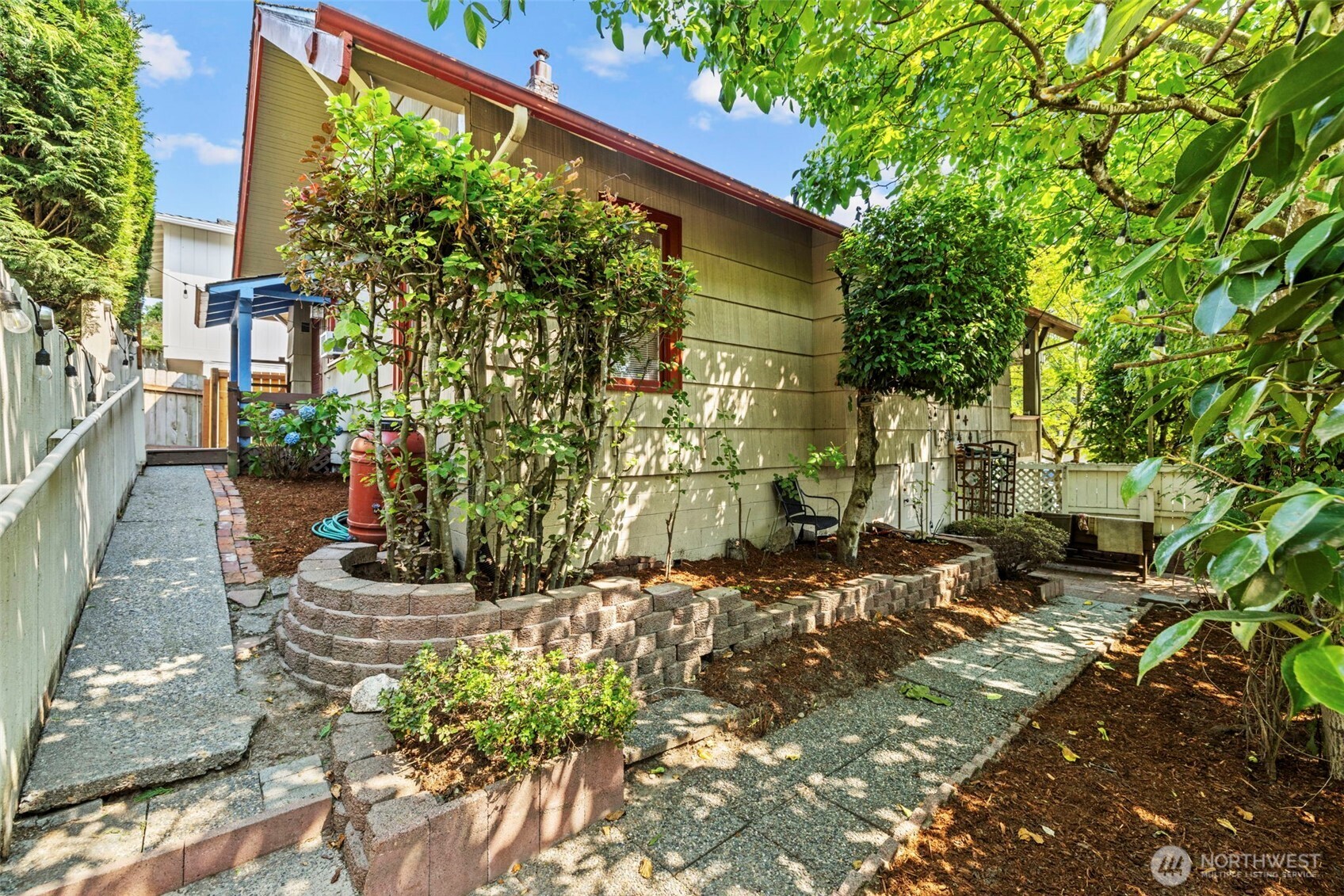 2706 S Judkins Street Property Photo 18