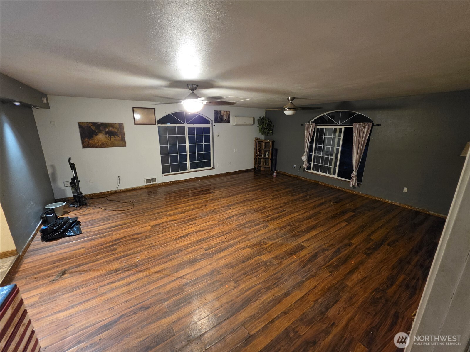 14140 Old Highway 99 Property Photo 17