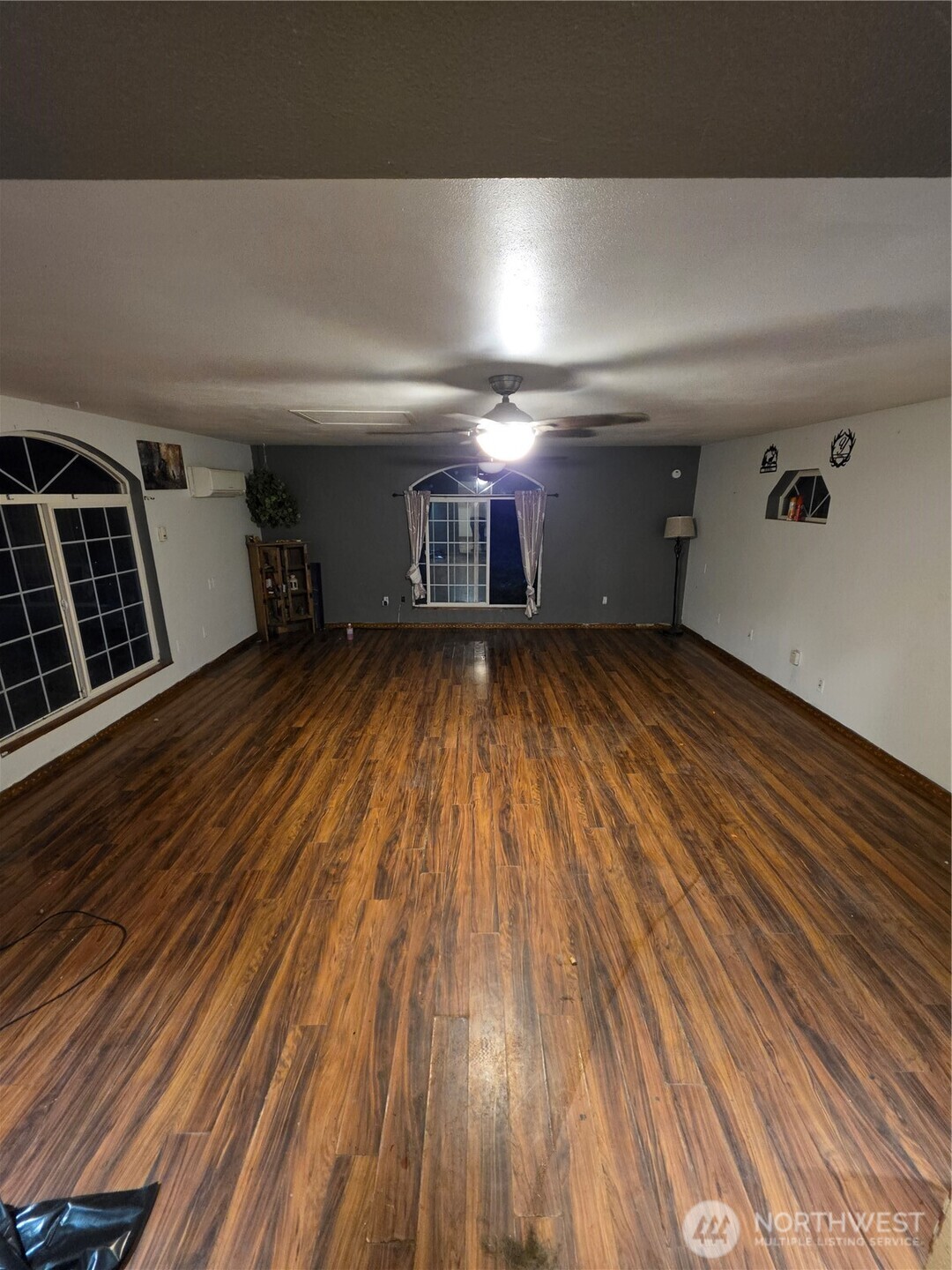 14140 Old Highway 99 Property Photo 18