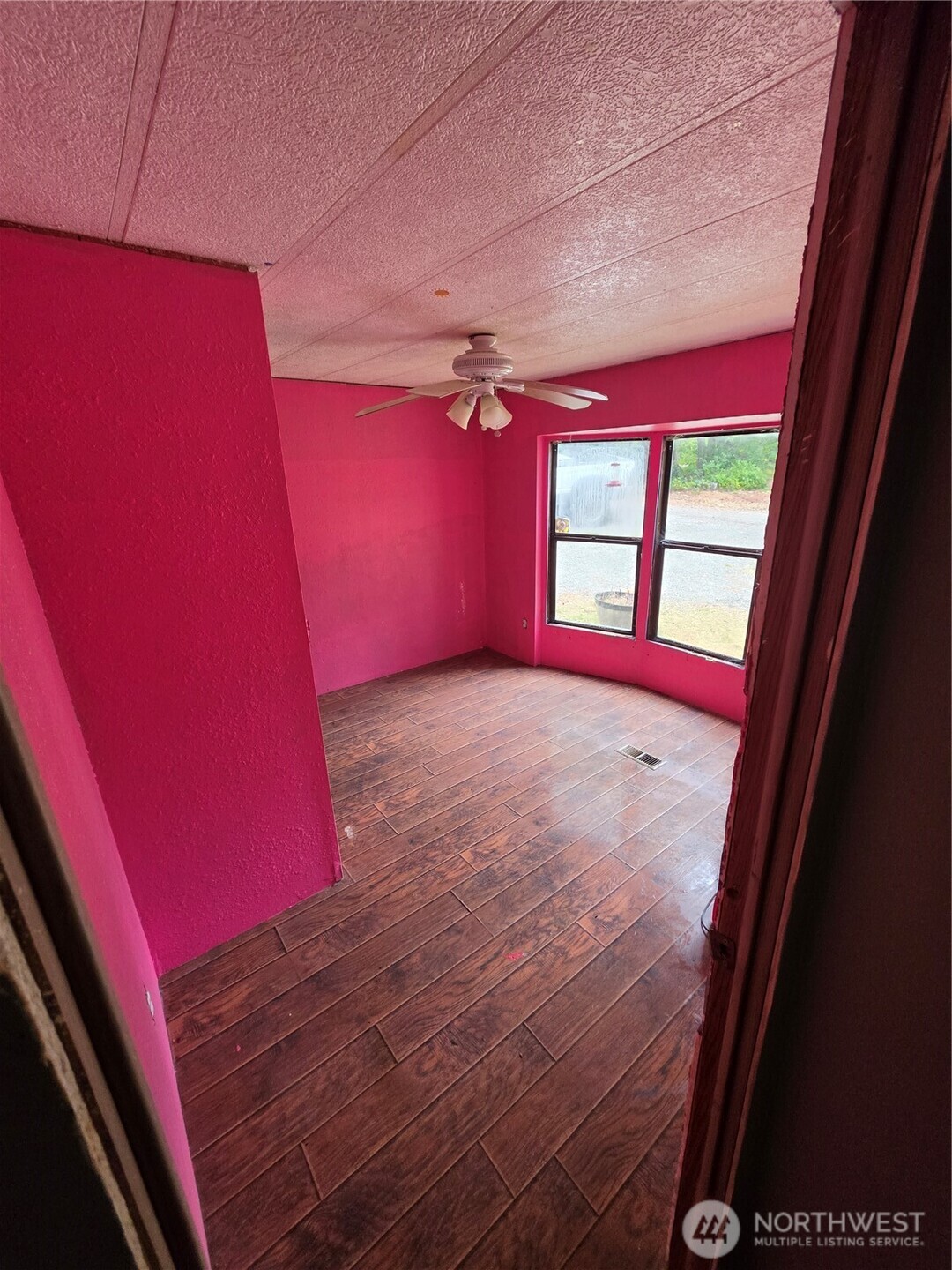 14140 Old Highway 99 Property Photo 20