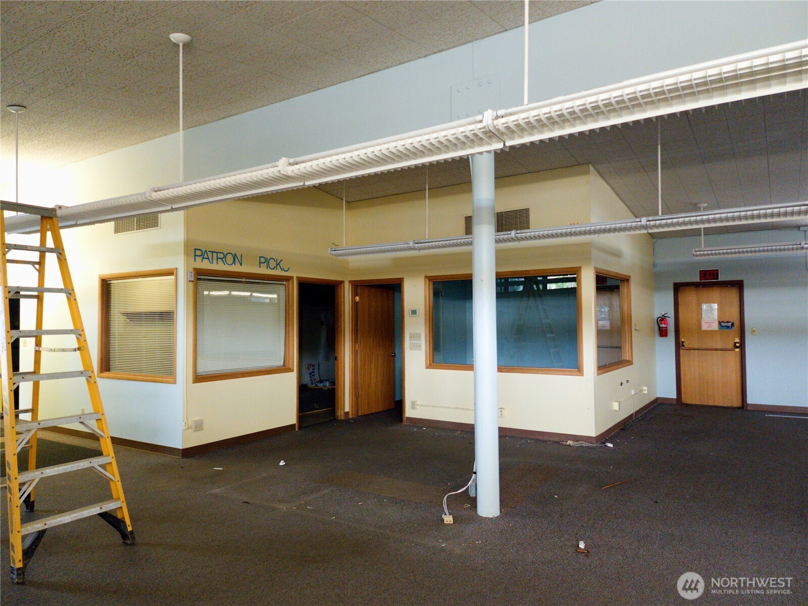 300 Woodring Street Property Photo 11