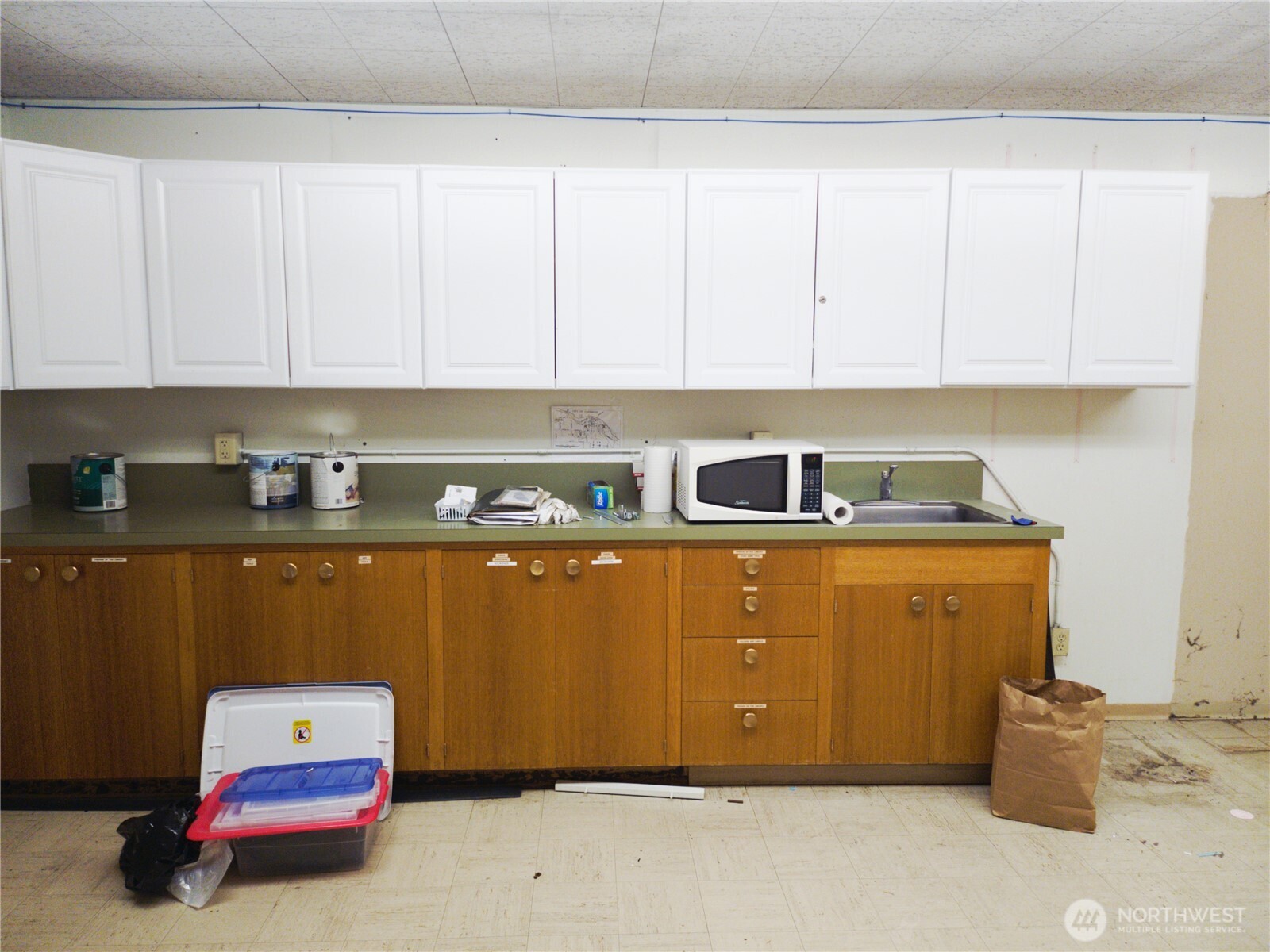 300 Woodring Street Property Photo 13
