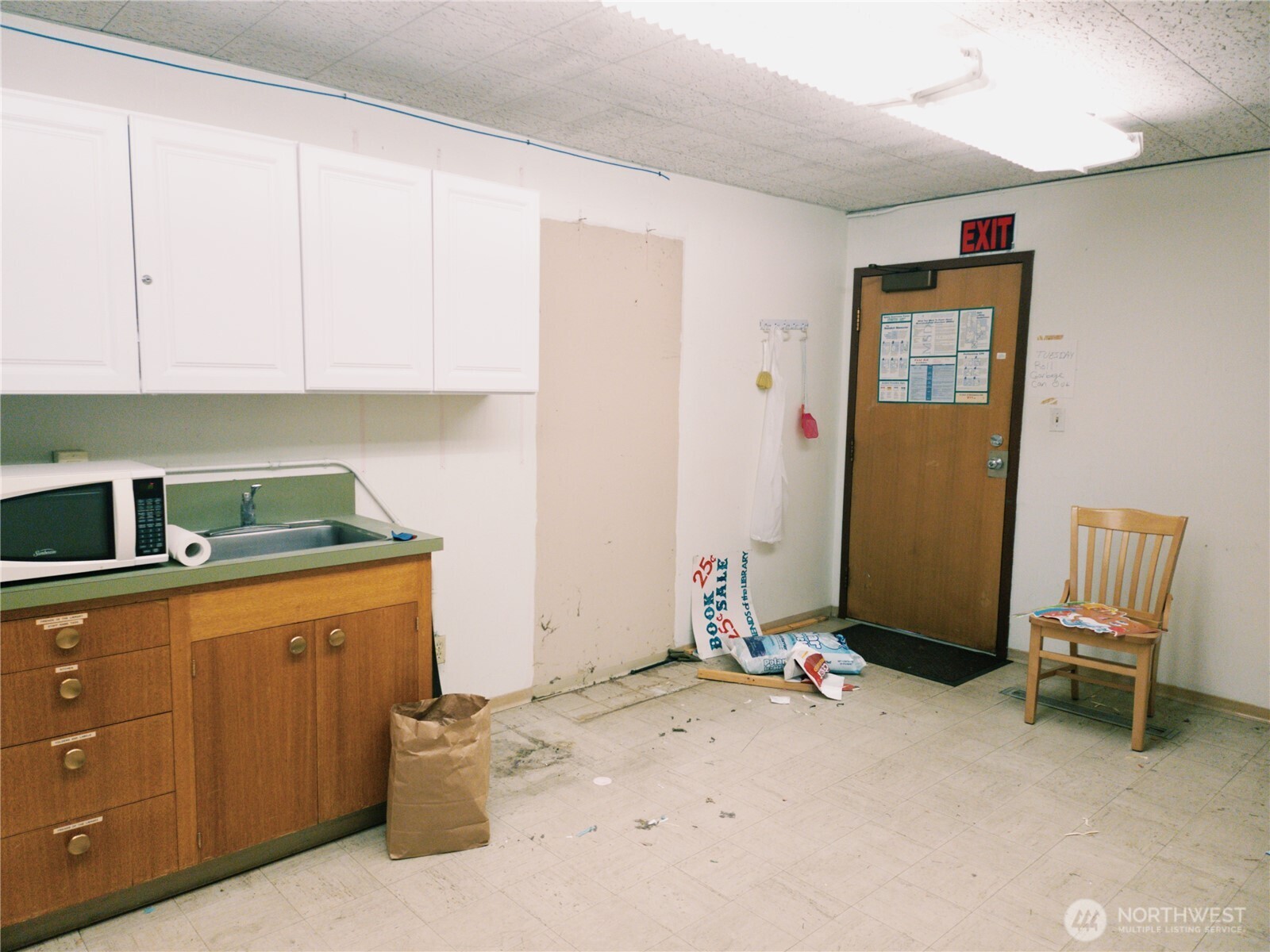 300 Woodring Street Property Photo 14