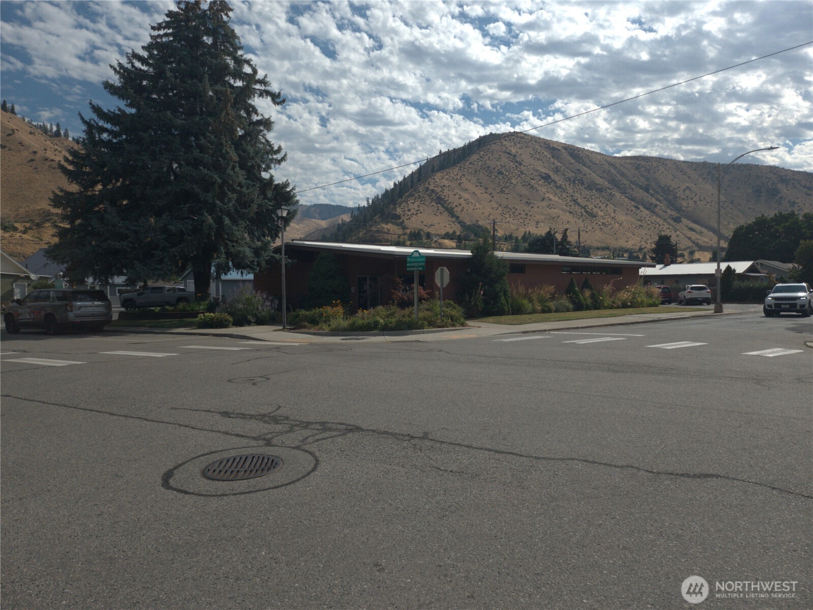 300 Woodring Street Property Photo 28