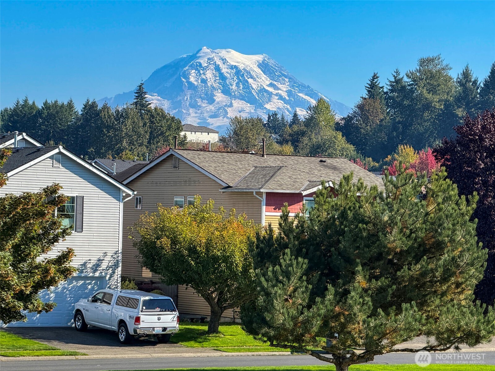 18502 94th Avenue Property Photo 1