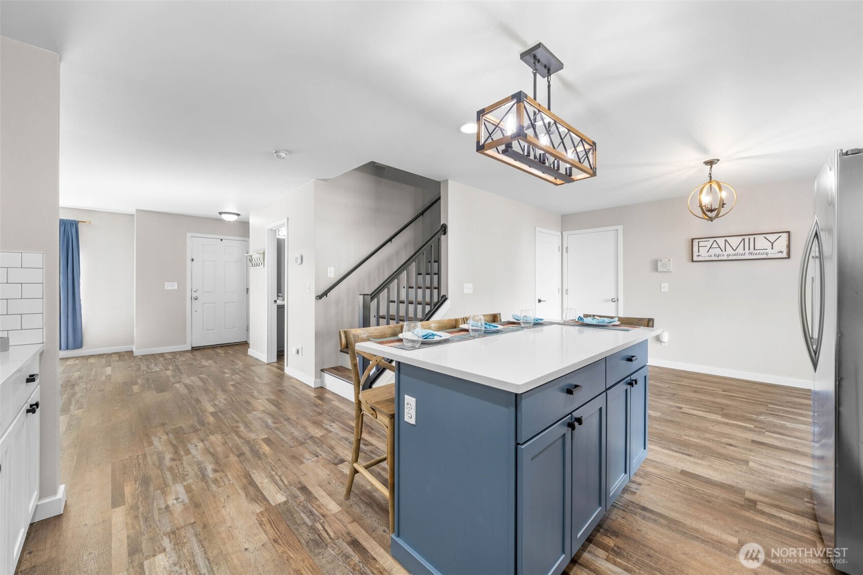 18502 94th Avenue Property Photo 4