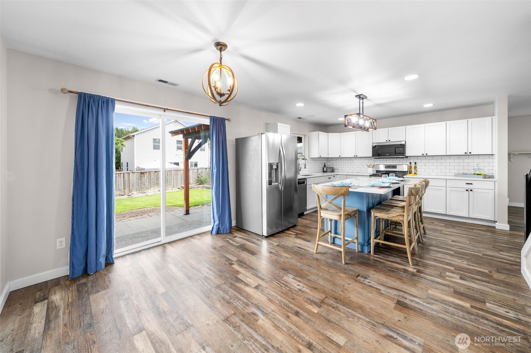 18502 94th Avenue Property Photo 5