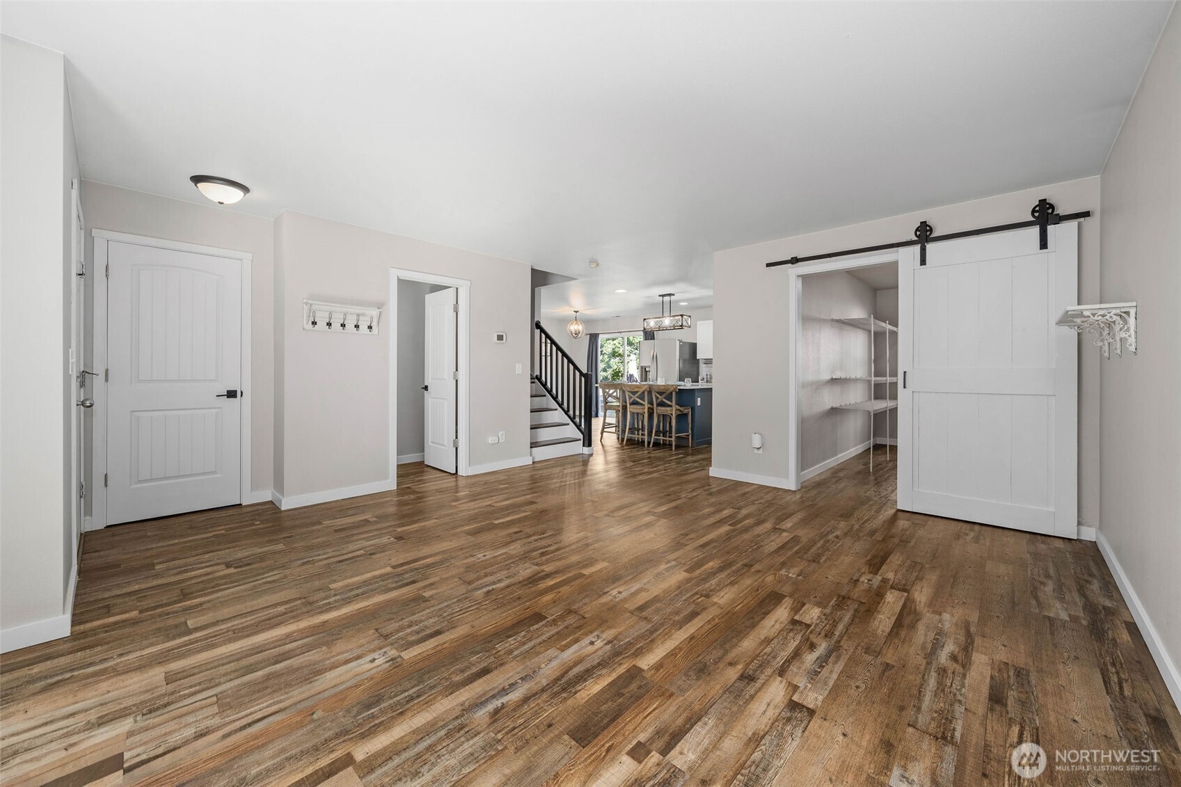 18502 94th Avenue Property Photo 6