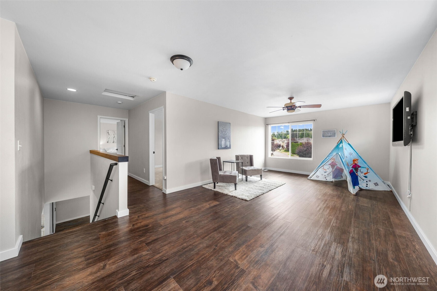 18502 94th Avenue Property Photo 12