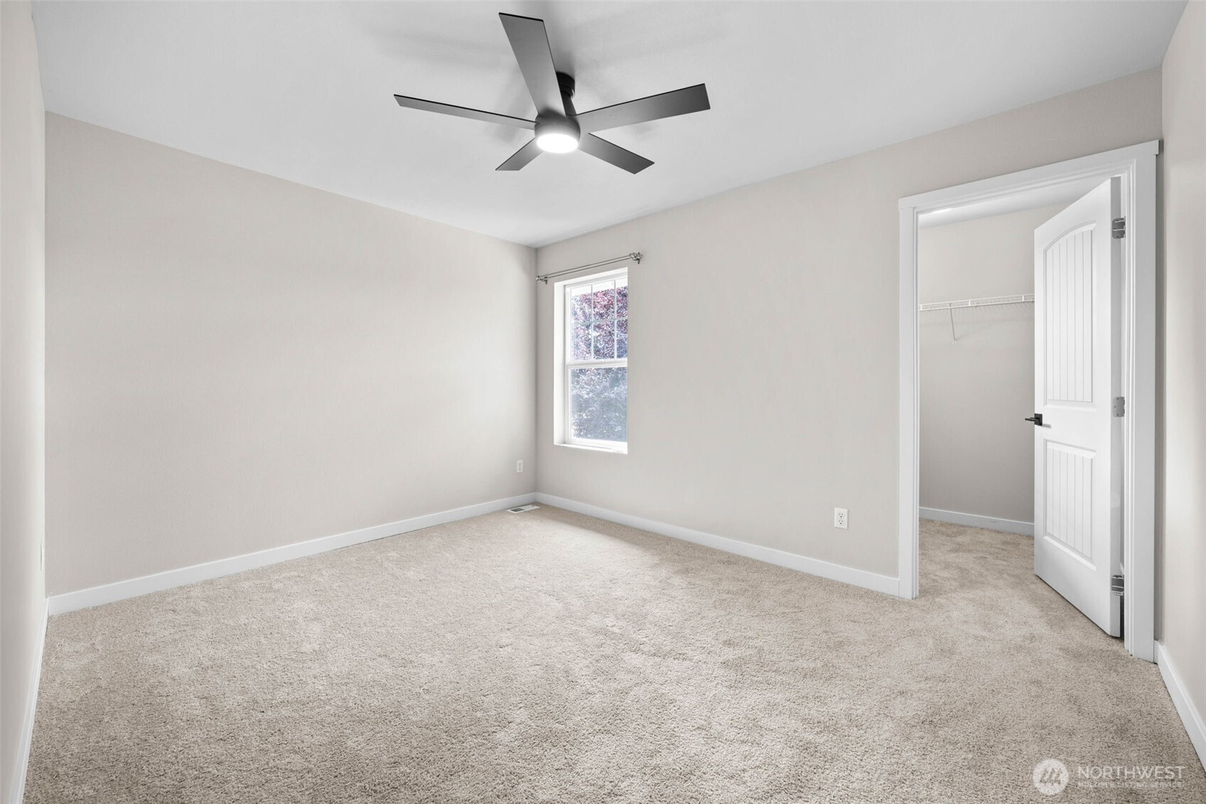 18502 94th Avenue Property Photo 20