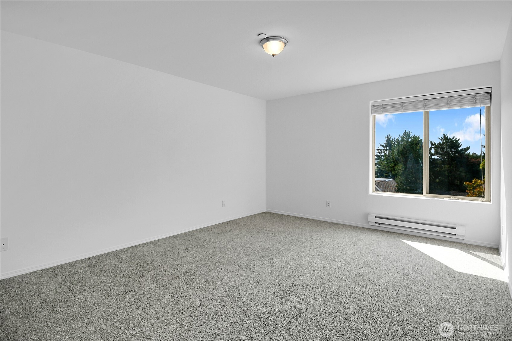 15330 Sunwood Boulevard E304 Property Photo 19