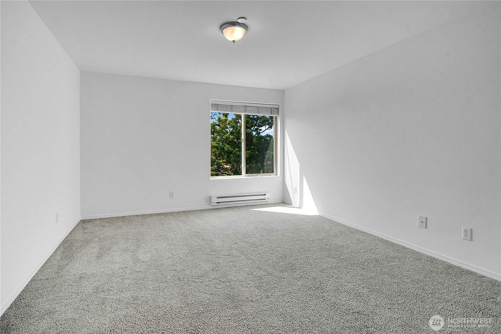 15330 Sunwood Boulevard E304 Property Photo 21