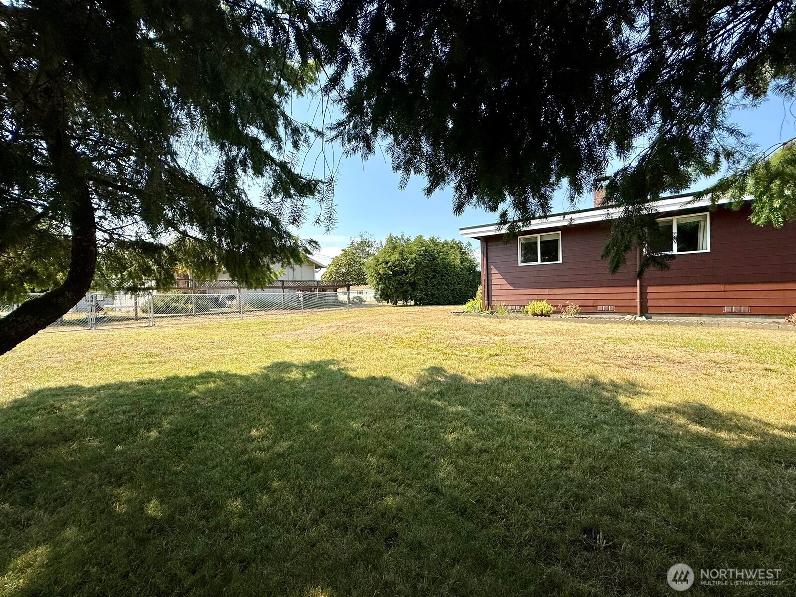201 W Seattle Avenue Property Photo 6