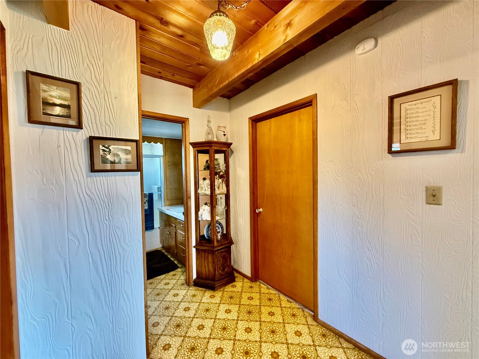 201 W Seattle Avenue Property Photo 16