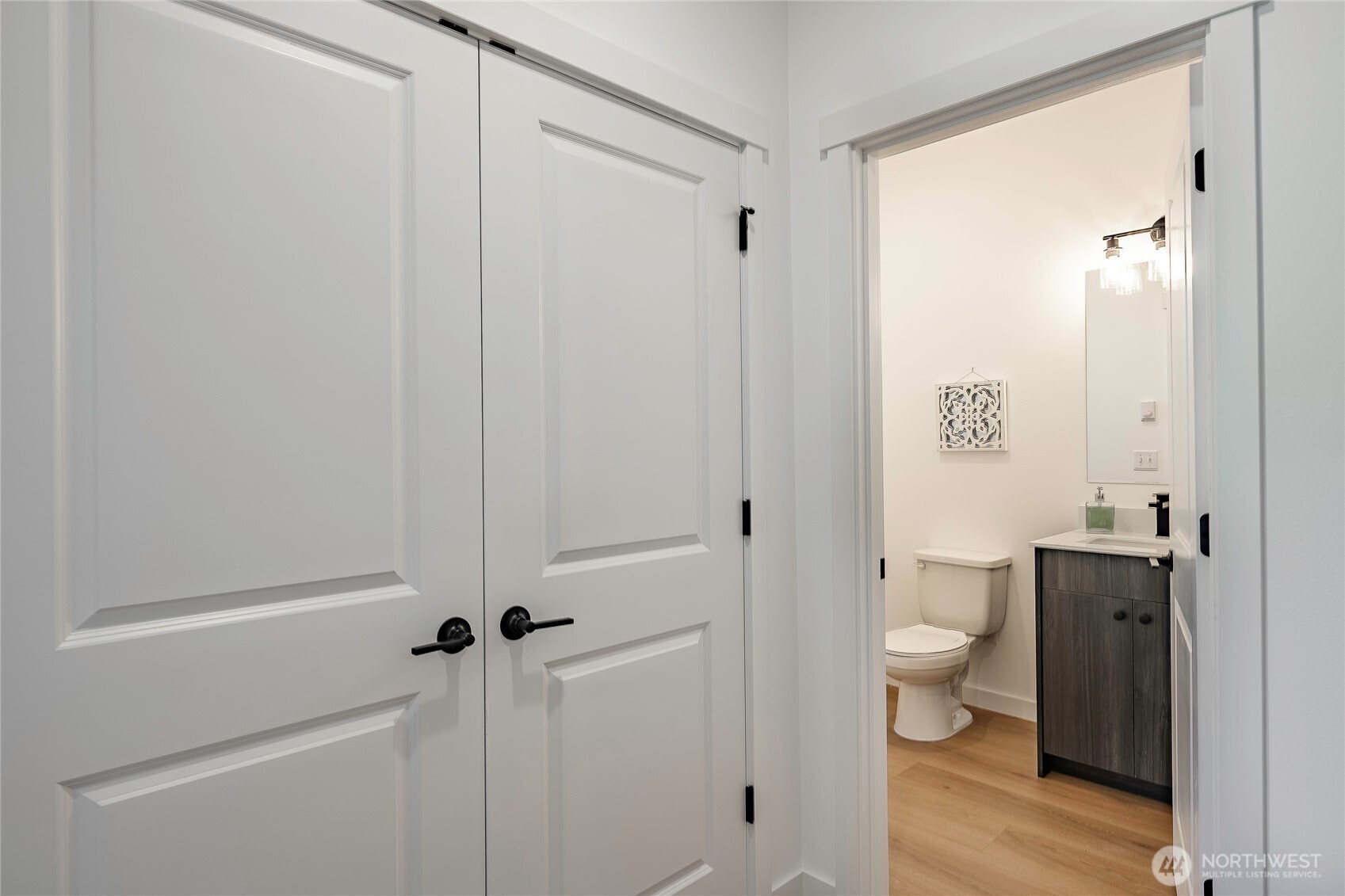 3011 Cedar View Way Property Photo 24