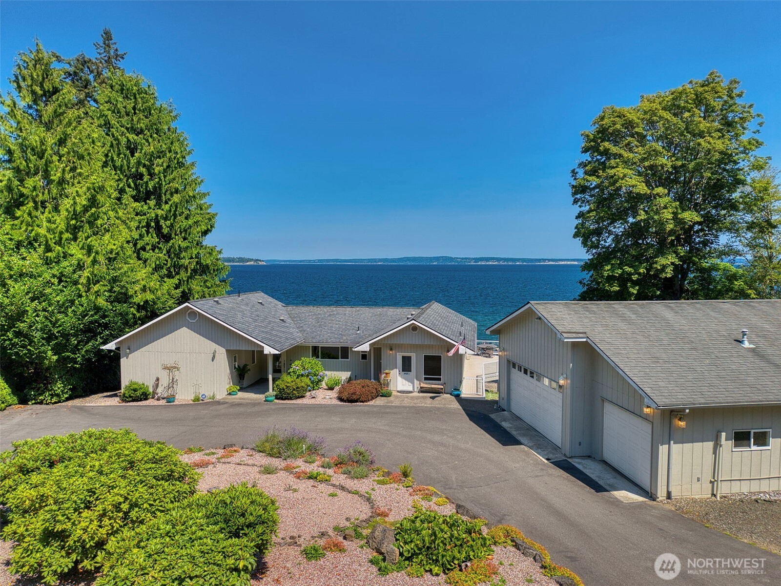 131 S Bay Way Property Photo 2