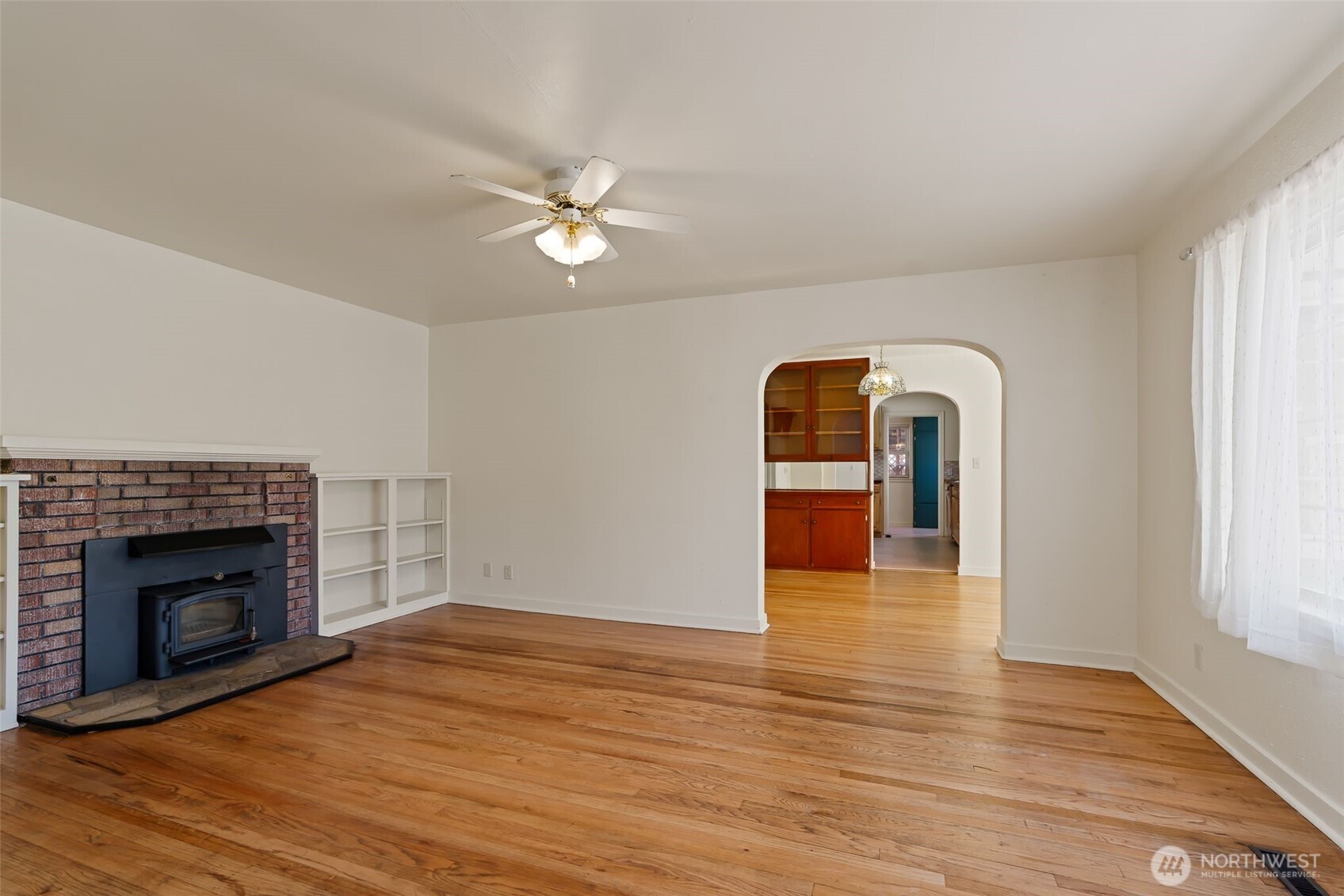 203 S Sprague Street Property Photo 6