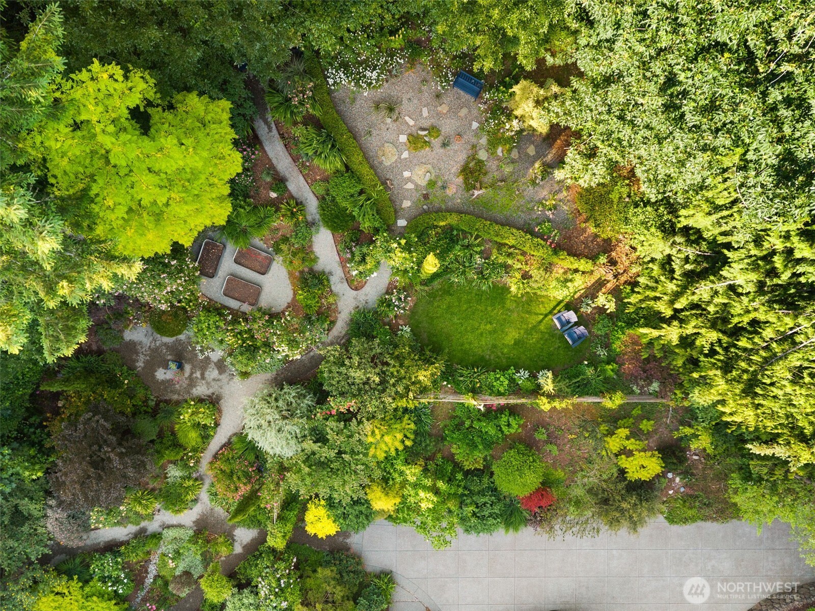 13123 Phelps Road Property Photo 4