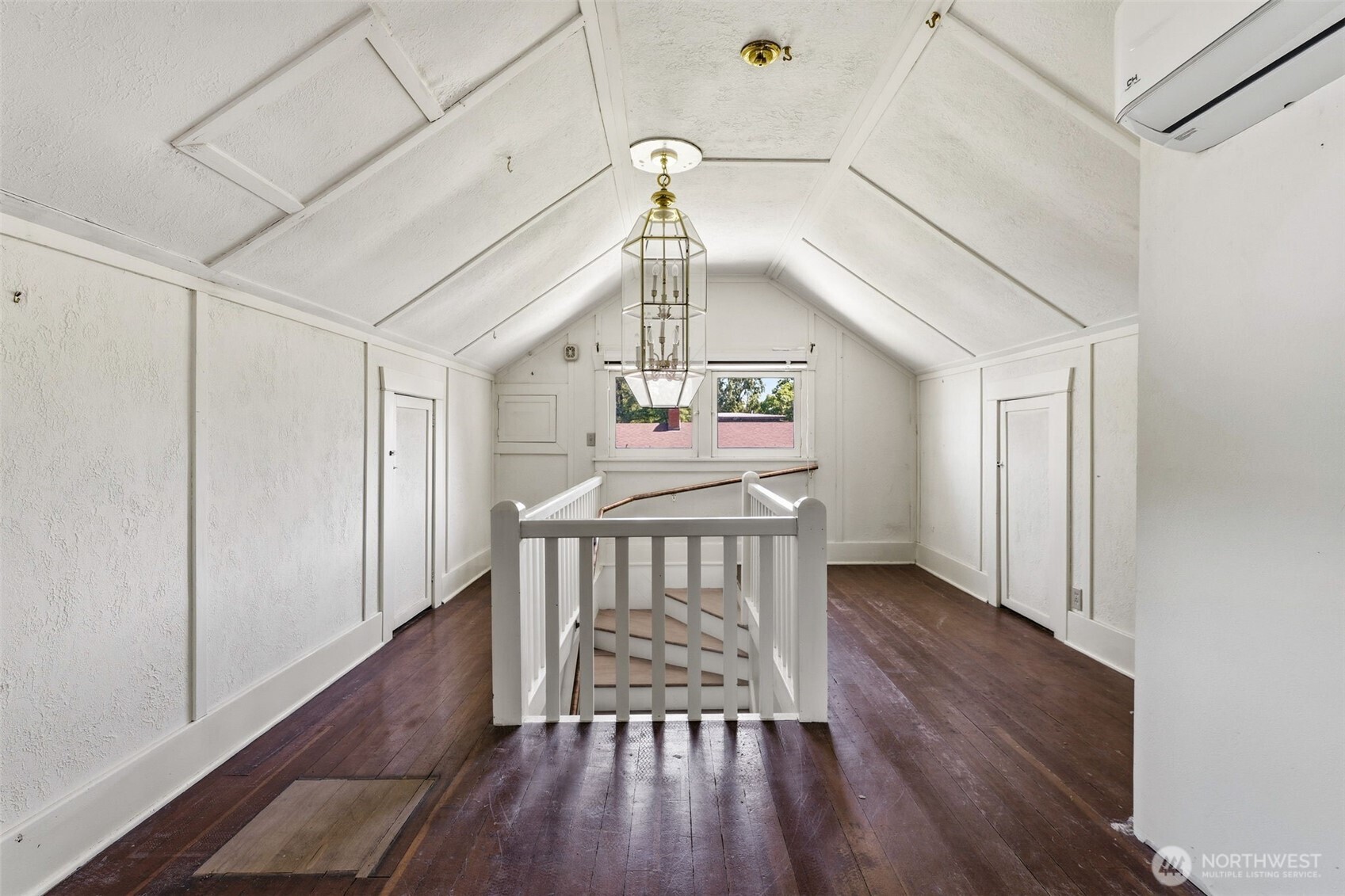 106 7th Street Property Photo 25