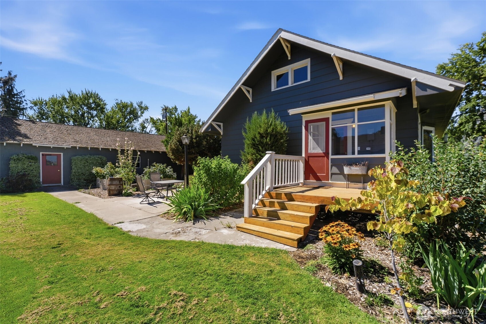 106 7th Street Property Photo 27