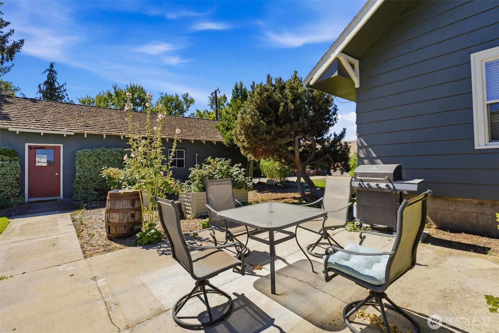 106 7th Street Property Photo 29