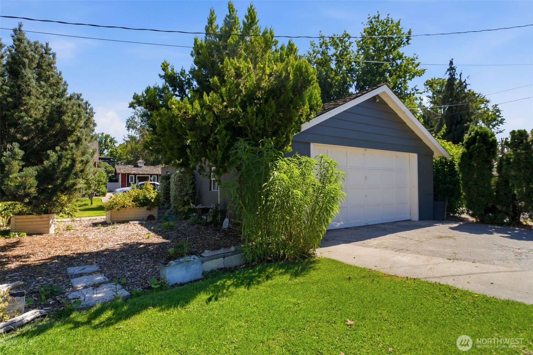 106 7th Street Property Photo 31