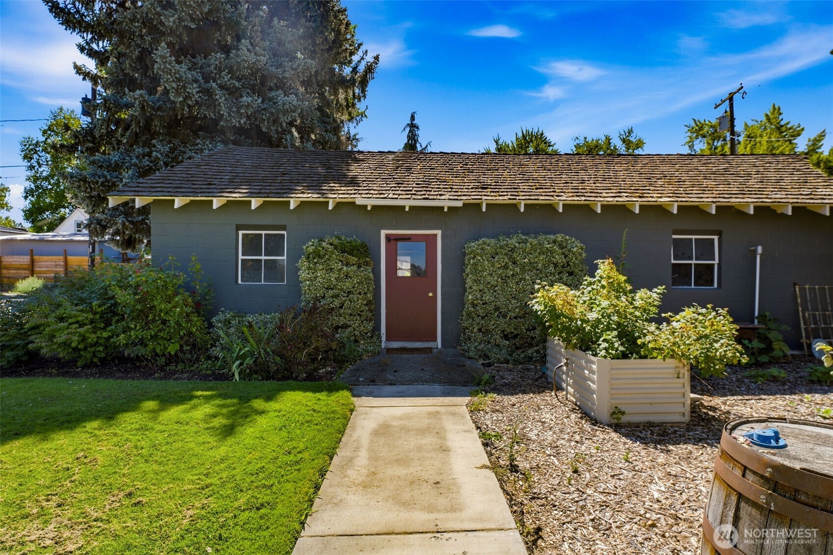 106 7th Street Property Photo 32