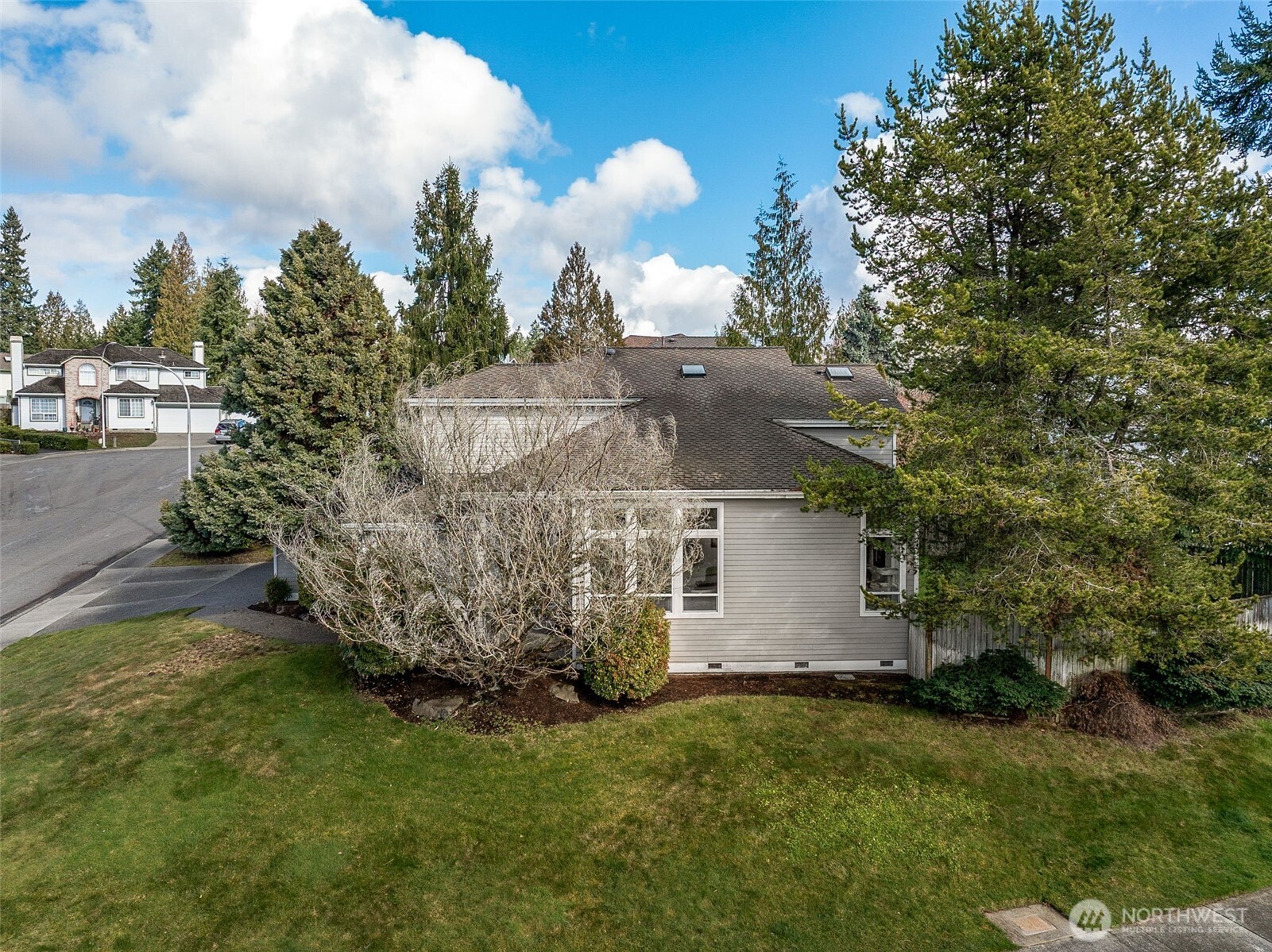 1704 Field Place Property Photo 34