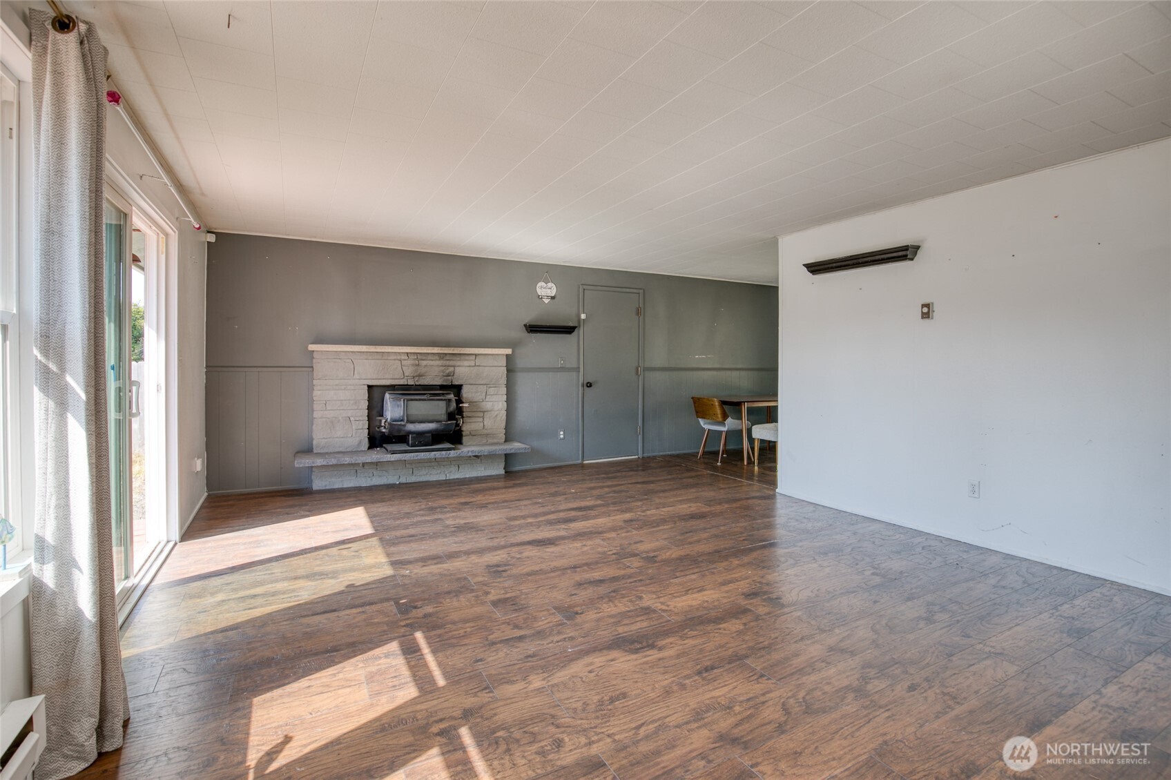 516 Sand Dune Avenue Property Photo 6