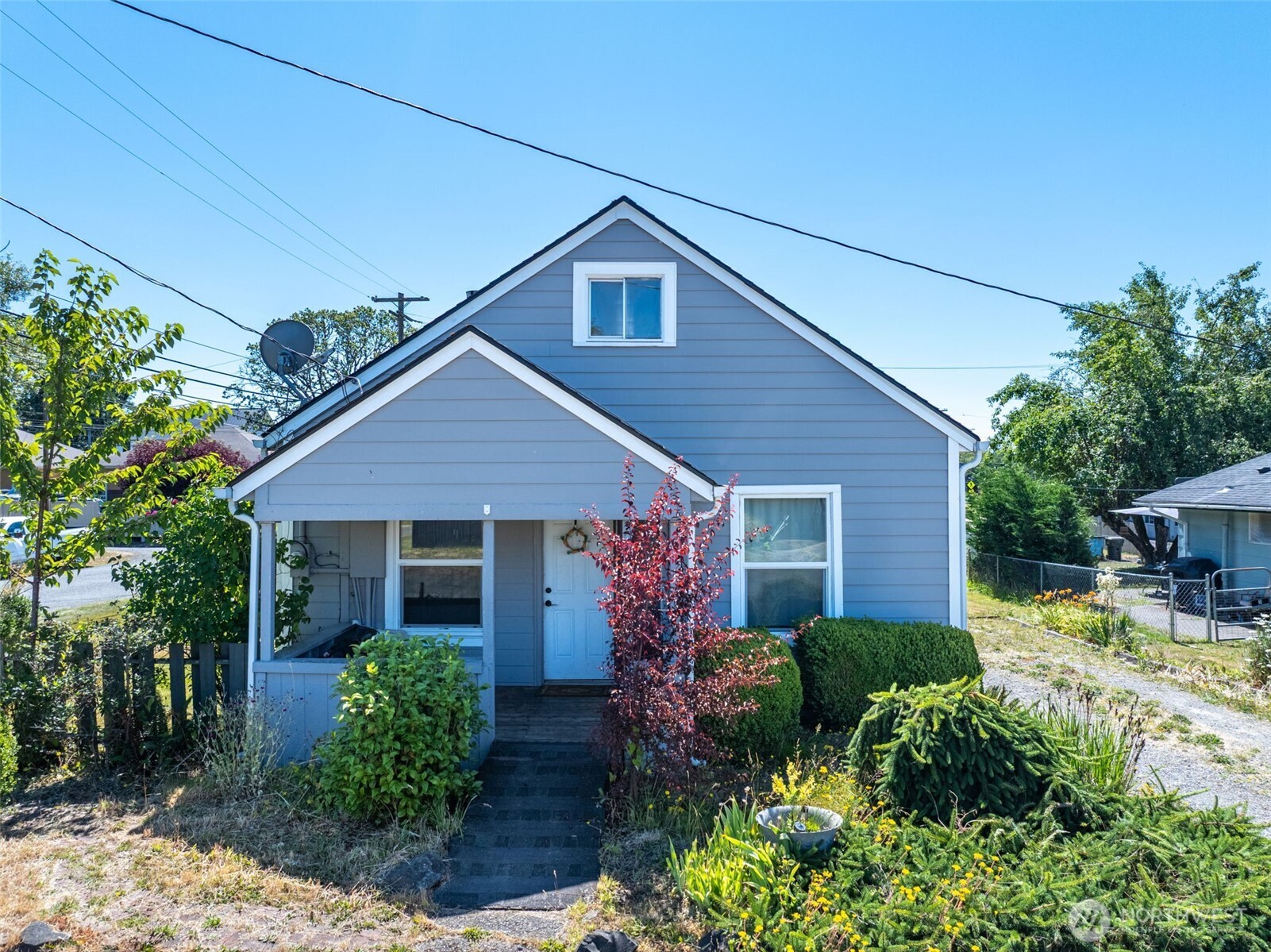 117 SW 12th Street Property Photo 1