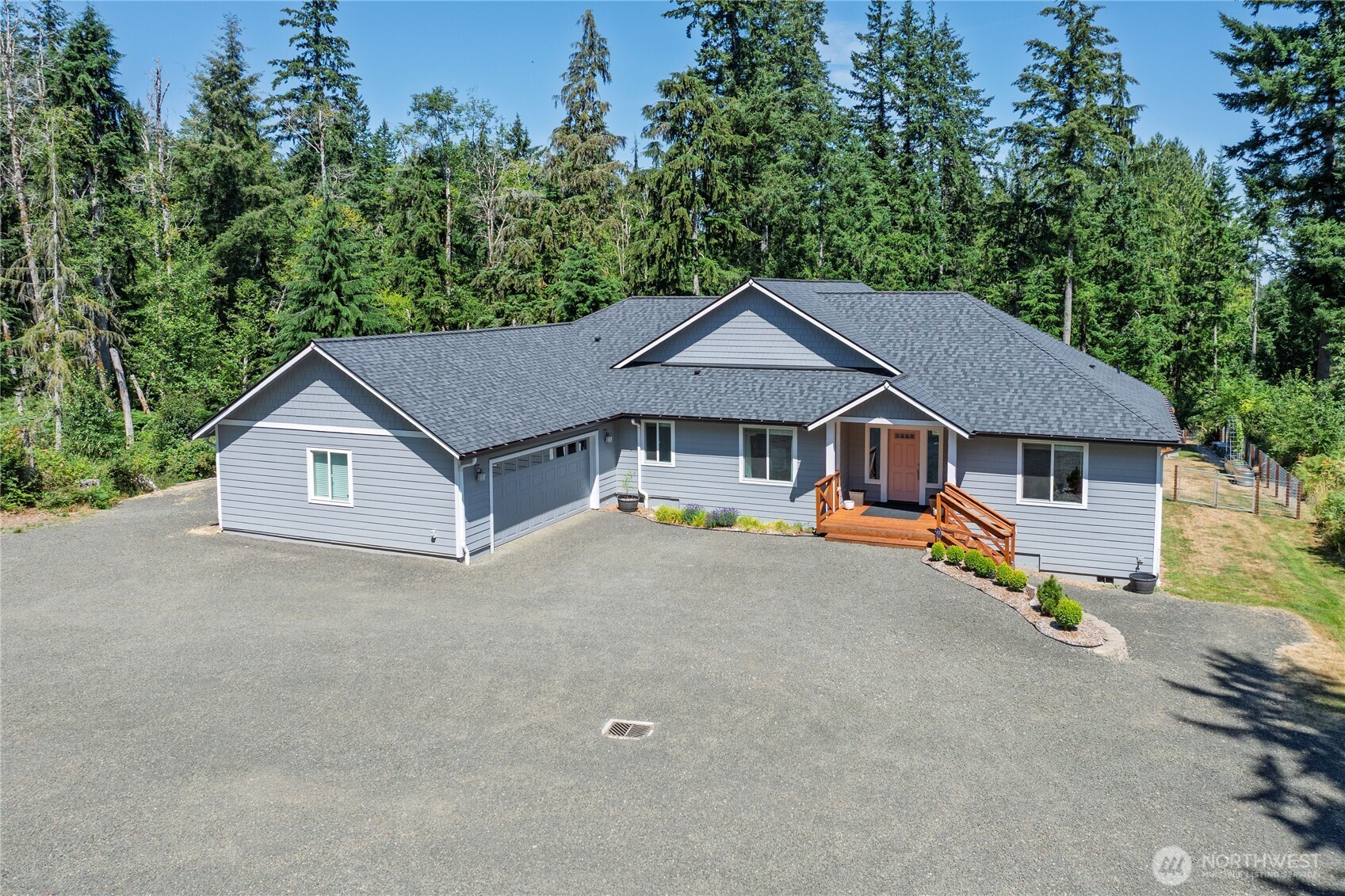 13642 Nw Red Maple Way Property Photo 1