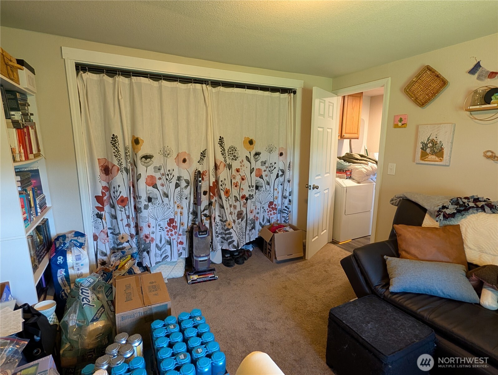 6109 Cemetery Road Property Photo 11