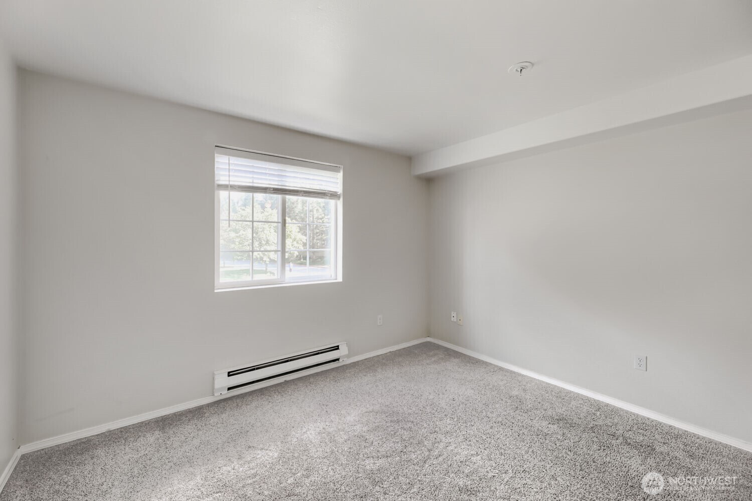 18621 Blueberry Lane B209 Property Photo 8