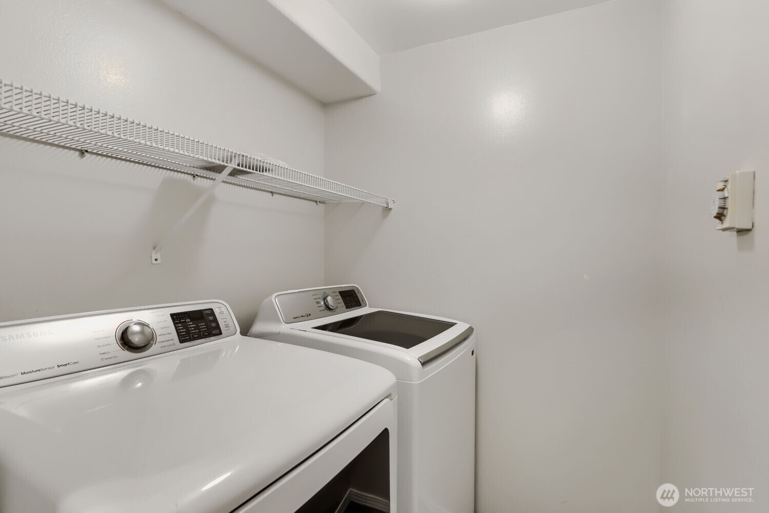 18621 Blueberry Lane B209 Property Photo 10