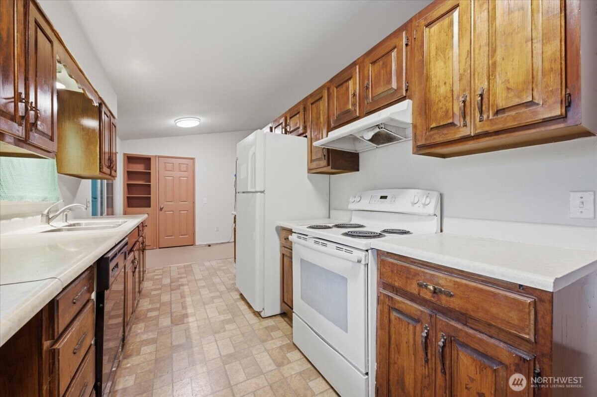 6309 193rd Street Property Photo 11