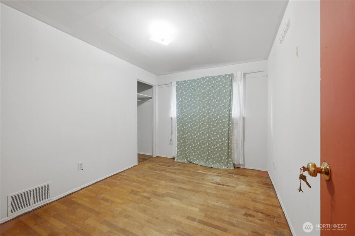 6309 193rd Street Property Photo 13