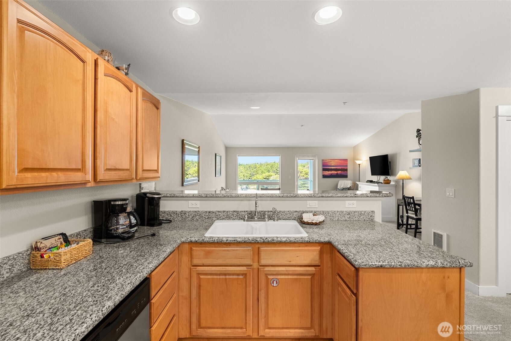 1600 W Ocean Avenue 1233 Property Photo 8