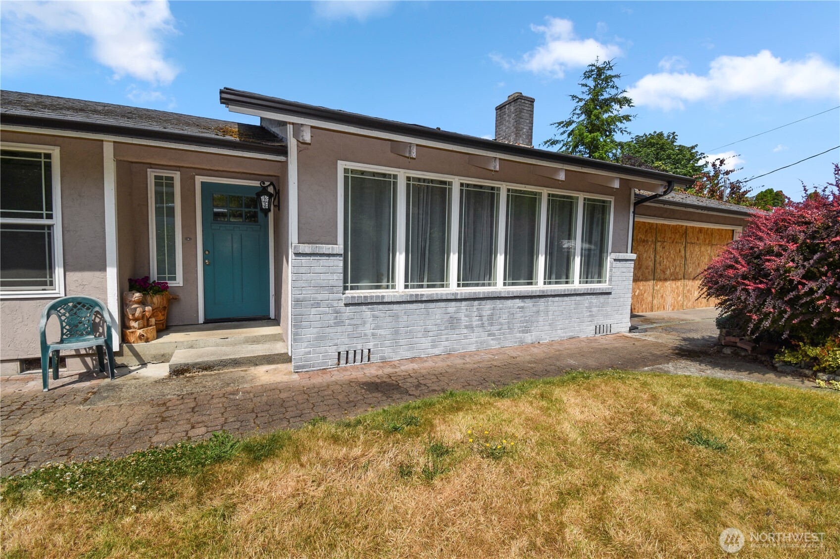 2407 255th Street Property Photo 6
