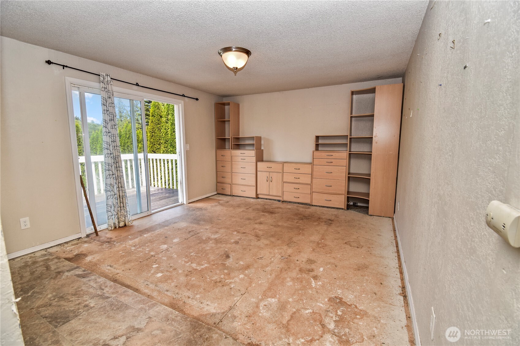 2407 255th Street Property Photo 16