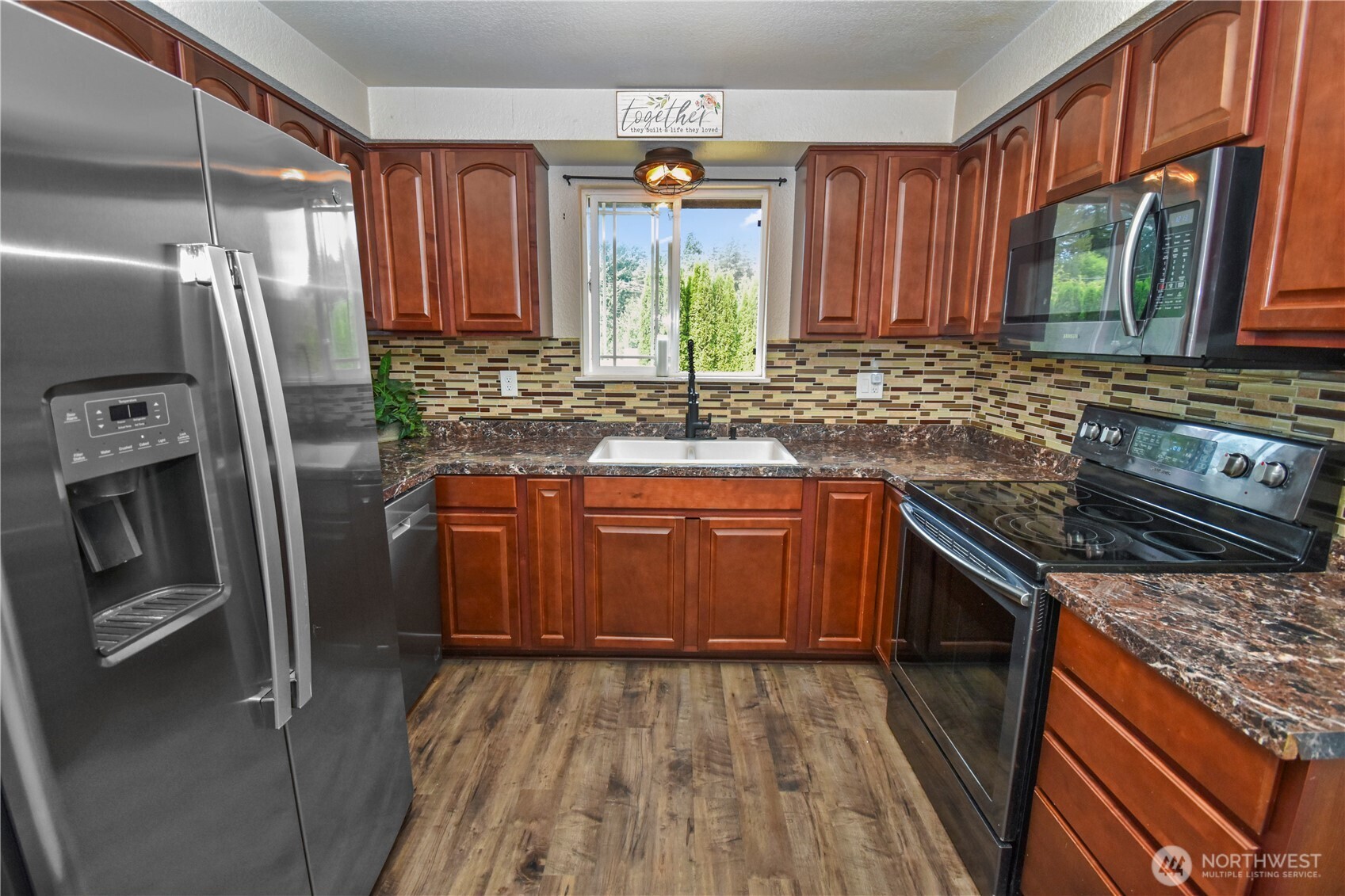 2407 255th Street Property Photo 18