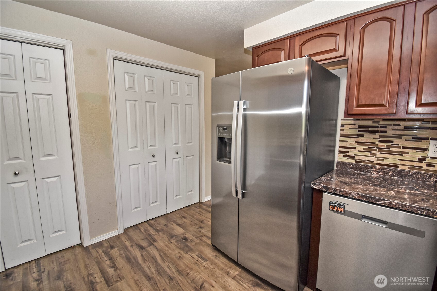 2407 255th Street Property Photo 22