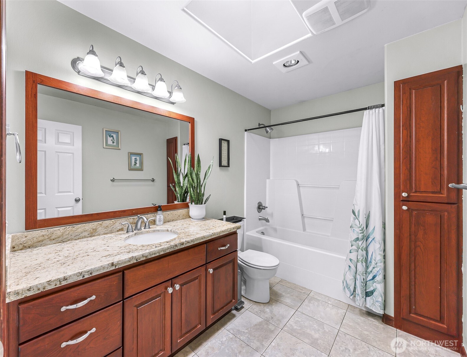 24723 Jim Creek Road Property Photo 25