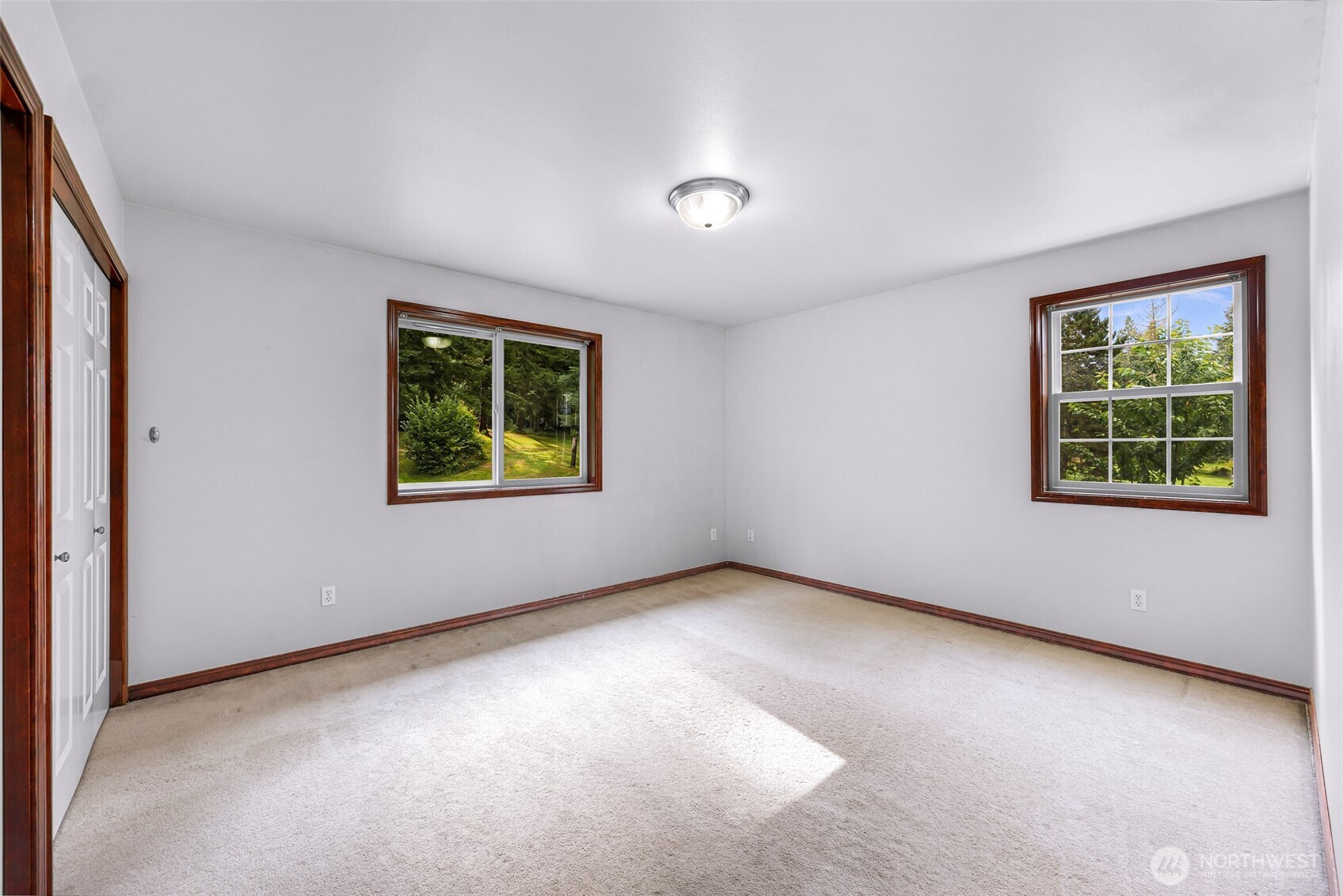 24723 Jim Creek Road Property Photo 27
