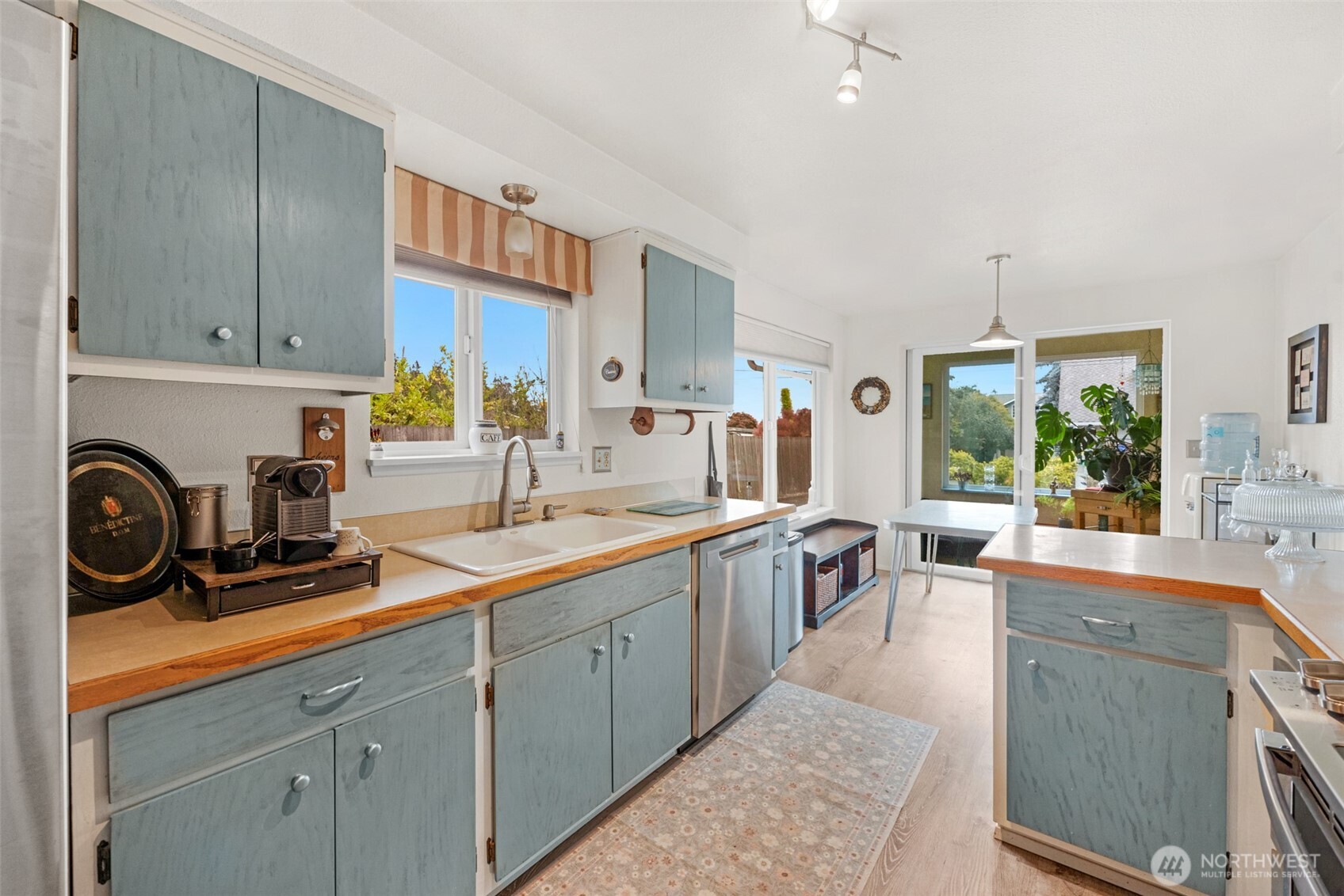 1011 43rd Street Property Photo 13