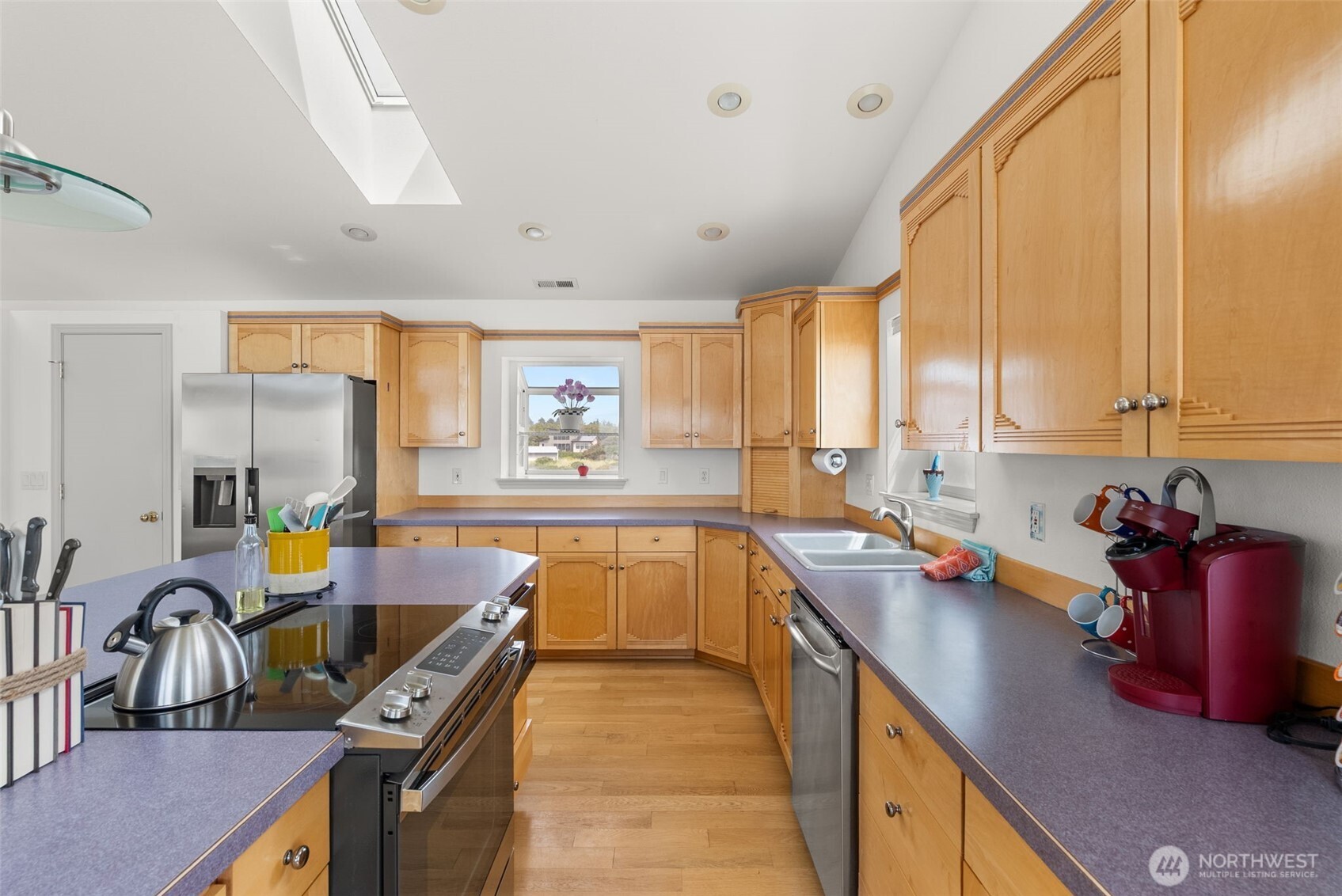 511 Dune Crest Drive Property Photo 12