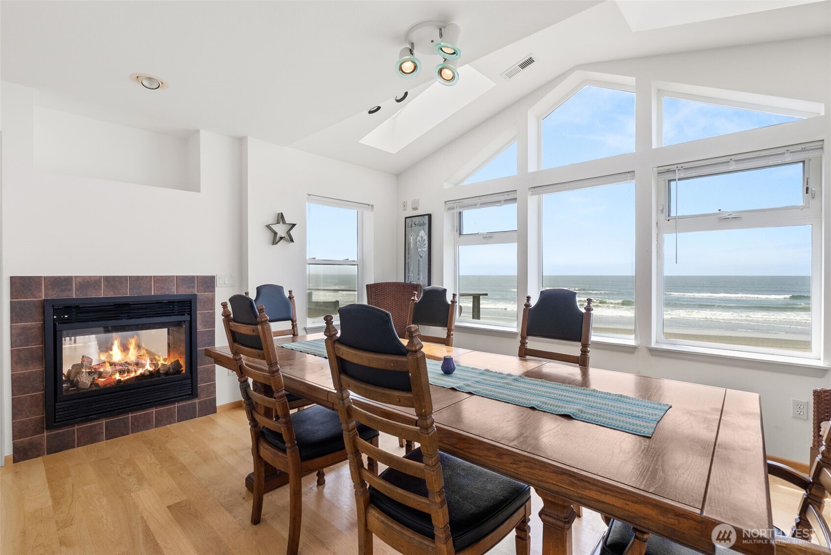 511 Dune Crest Drive Property Photo 18