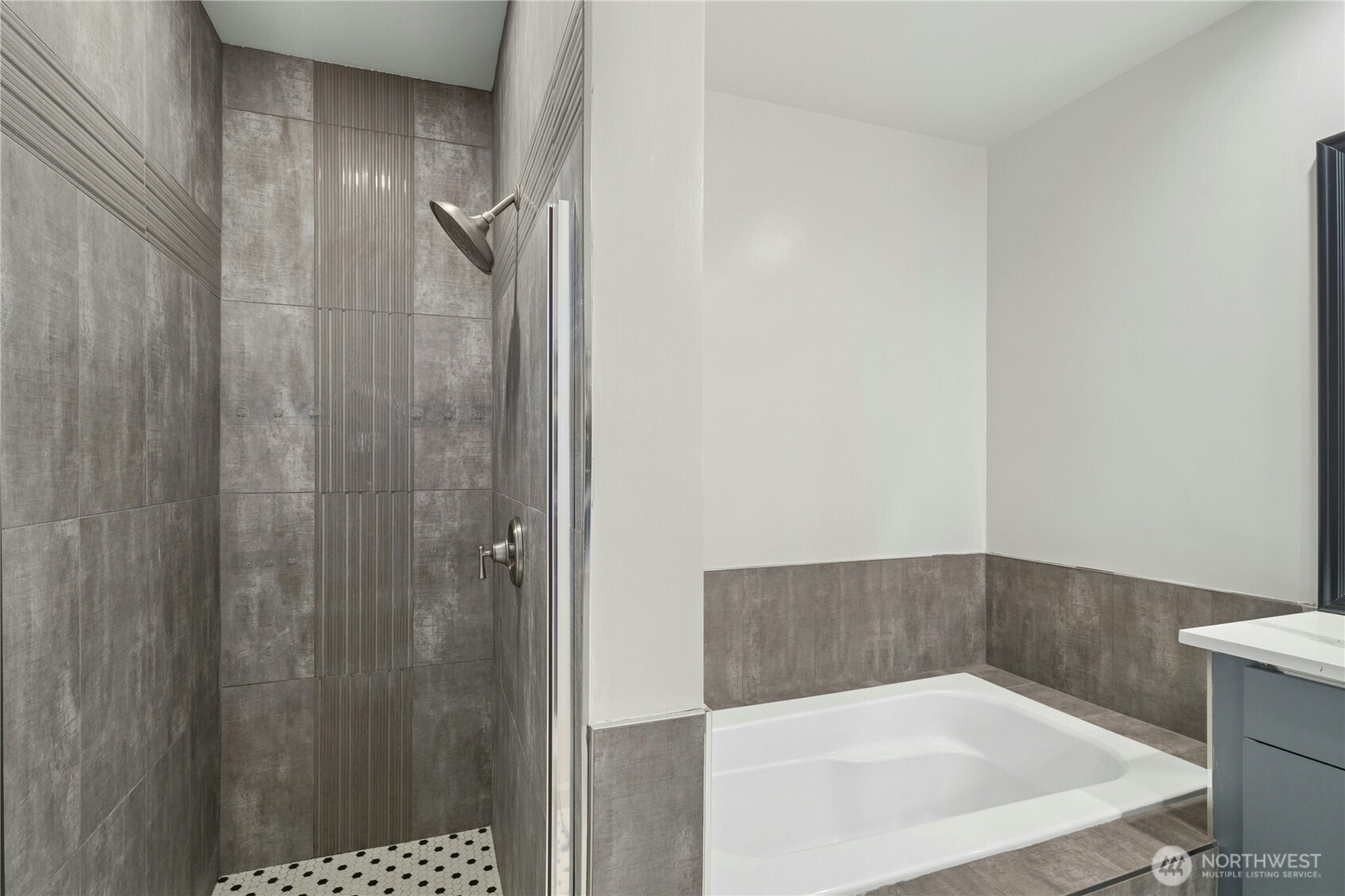 1000 N Aurora Avenue 409 Property Photo 17