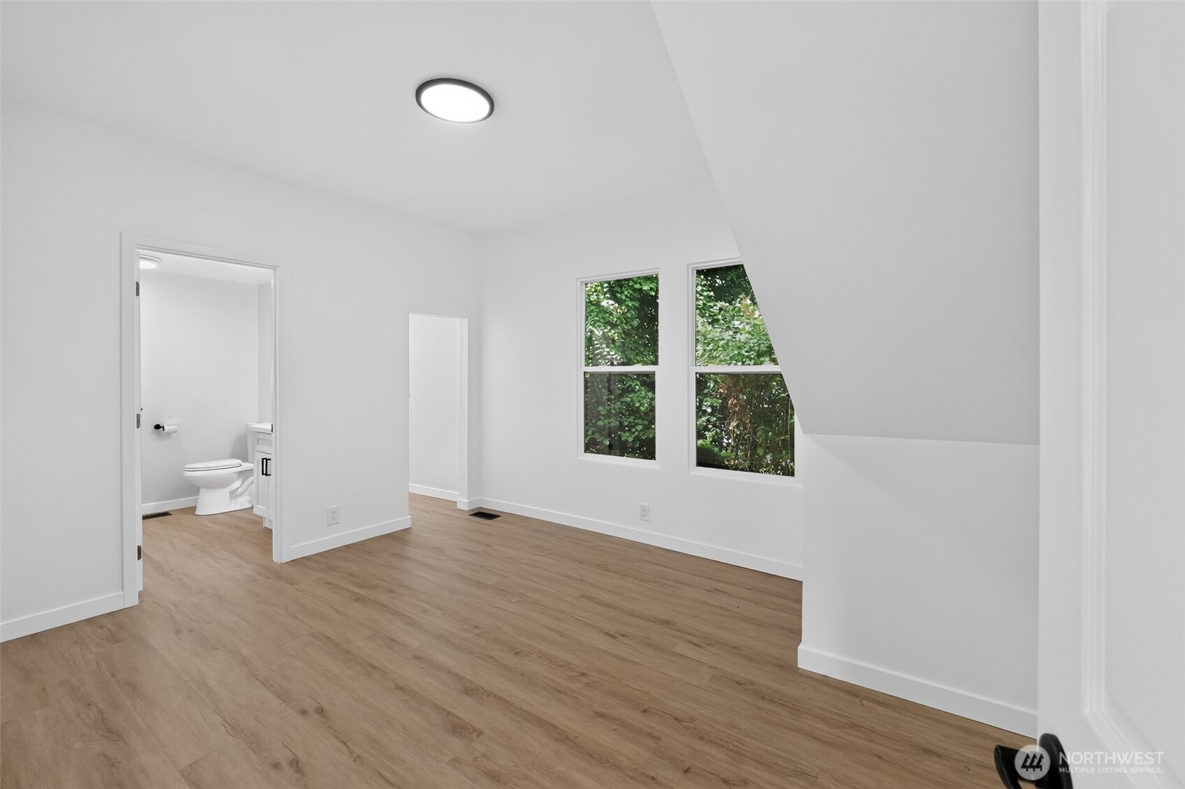 1737 6th Street Property Photo 10